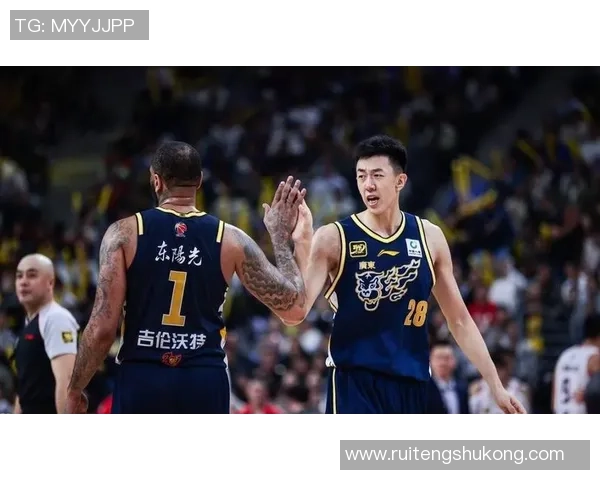 2020年深圳男篮与广东男篮激战回顾及精彩瞬间分析