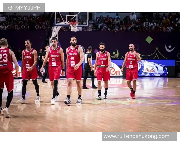 中国男篮迎战伊拉克男篮力争在亚洲杯赛场上取得佳绩