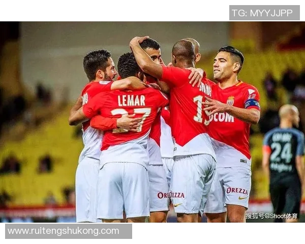 拉卡联合主场迎战智利大学力争全取三分展现强劲实力